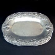 Wilton Armetale Pewter Acanthus Oval Platter