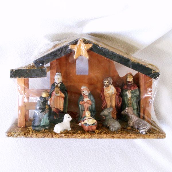 Ceramic Christmas Nativity Scene in Wood Stable Unused Sealed