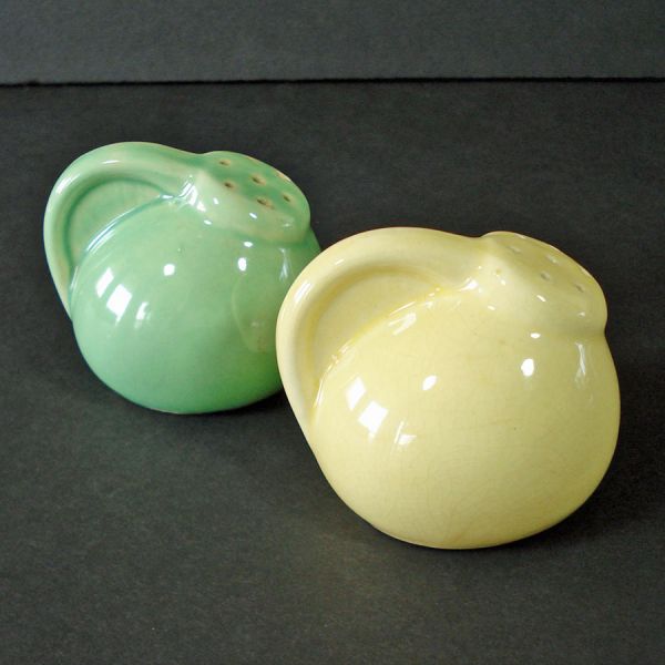 Green Yellow Pottery Teapot Salt Pepper Shakers Clearance #2