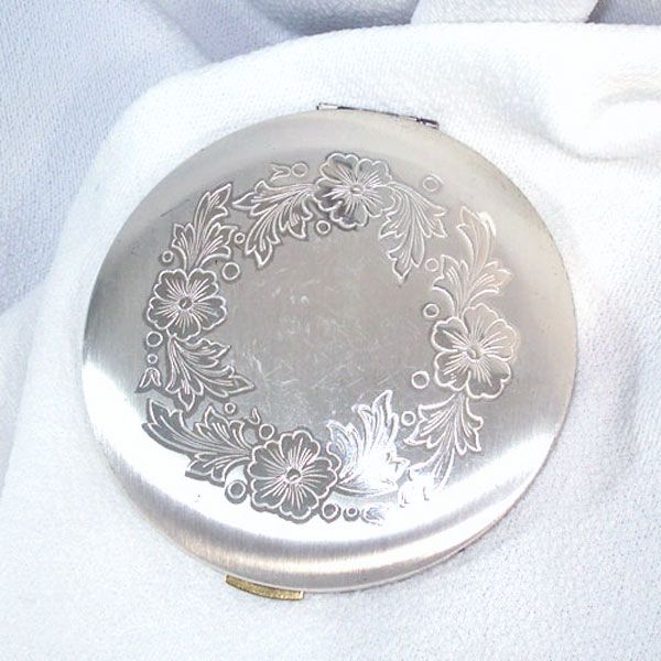 Zell Fifth Avenue Silverplate Etched Flowers Powder Compact With Box Clearance #2