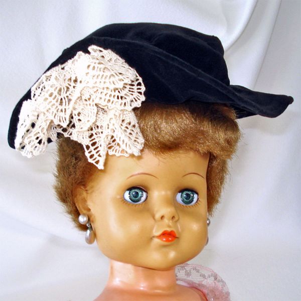 Black Velour Floppy Brim Doll Hat With Lace Cascade