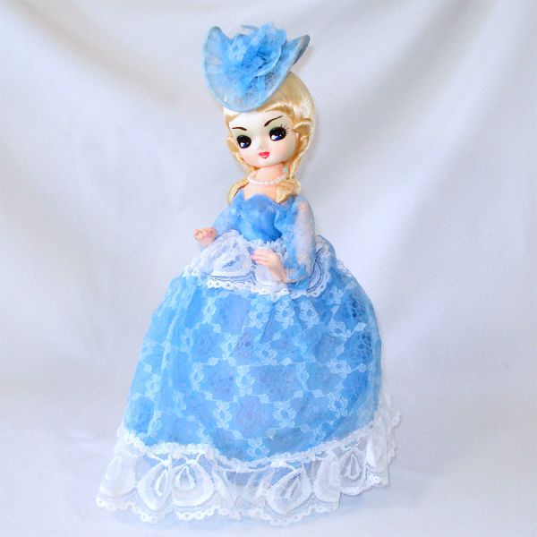 Bradley Style Big Eyes 1970s Boudoir Dresser Doll