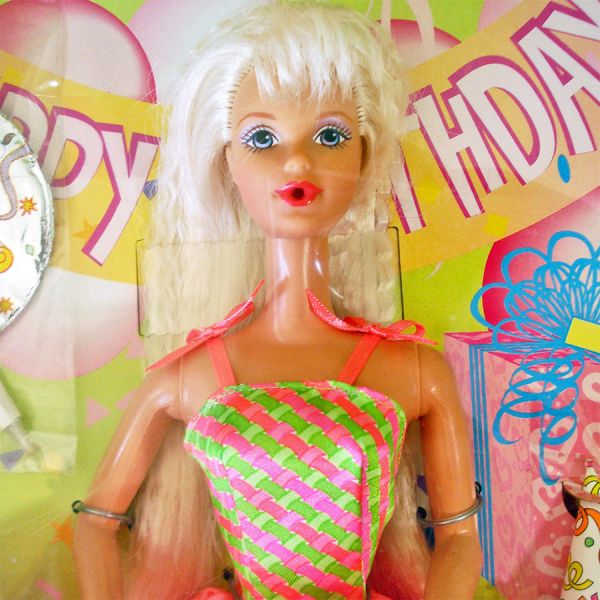 1998 Birthday Party Barbie Doll Mint in Box #2