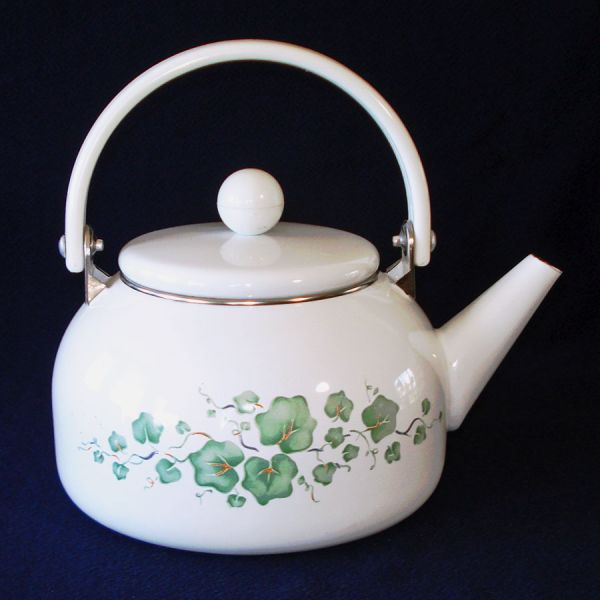 Callaway Ivy Enameled Metal Tea Kettle Mint Corning Corelle Go-With