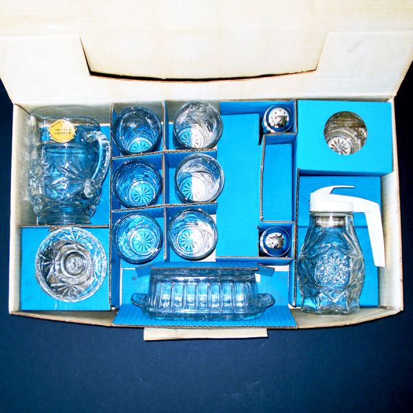 EAPC Early American Prescut Boxed 15 Piece Breakfast Set Anchor Hocking #2
