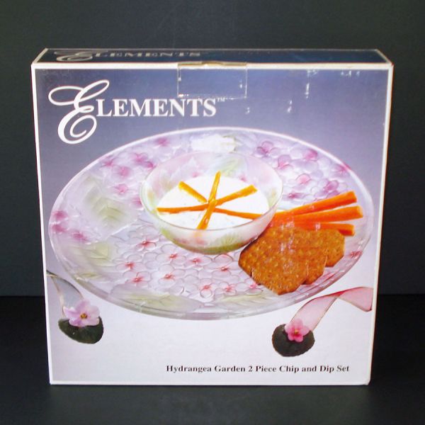 Elements Hydrangea Garden Glass Chip and Dip Set in Original Box #3
