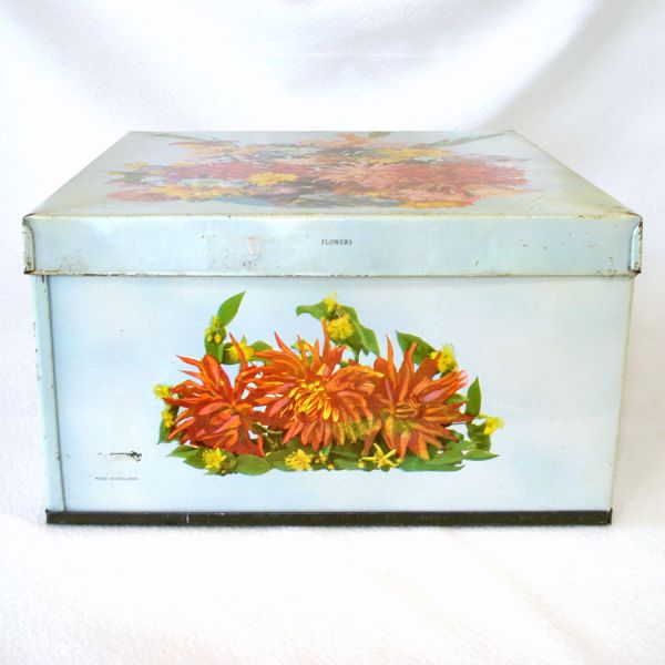 English Huntley Palmer Confectionery Tin Flowers #3