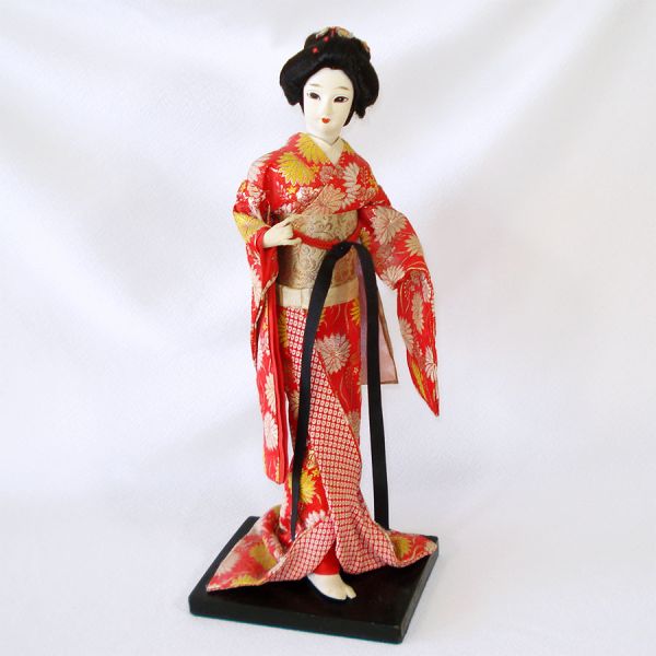 Japanese Geisha Doll 15 Inch