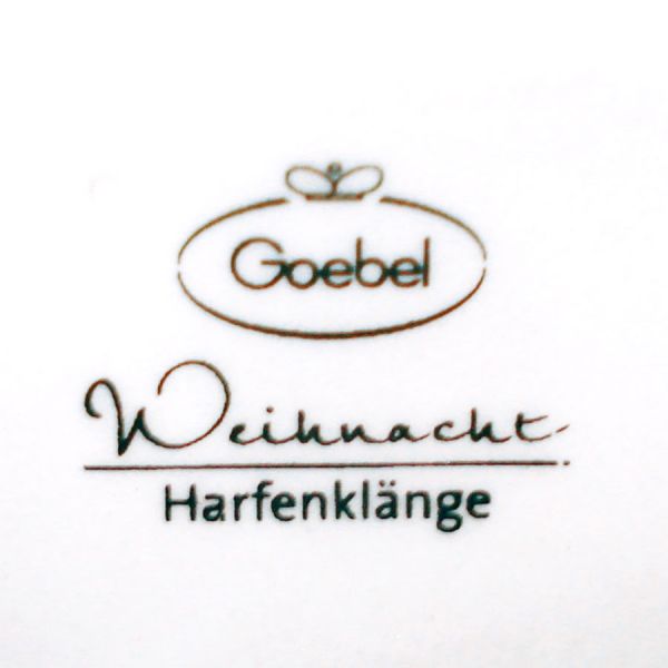 Goebel Germany Porcelain Christmas Angel With Harp Figurine 2011 #4