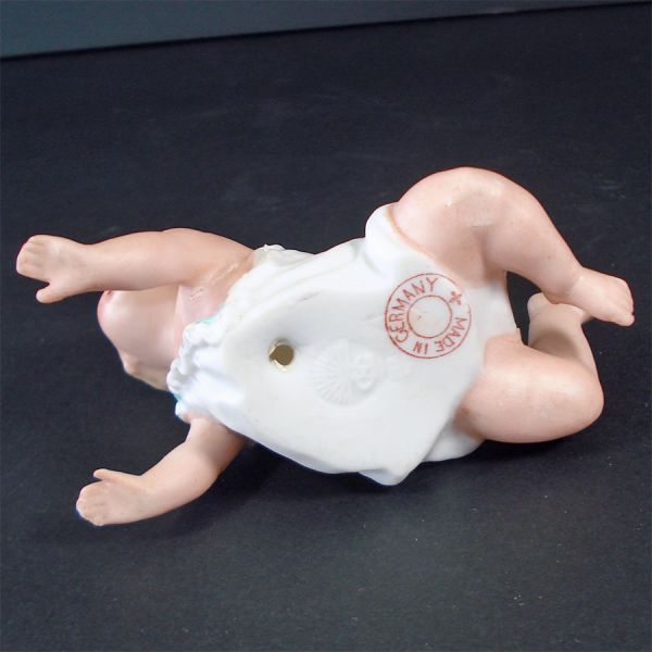 Heubach Crawling Piano Baby Figurine 4.25 Inch Pristine #4