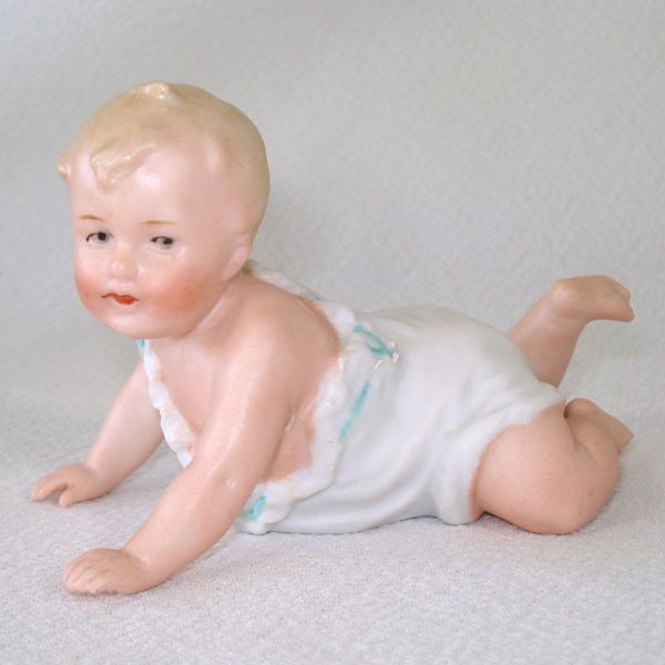 Heubach Crawling Piano Baby Figurine 4.25 Inch Pristine #6