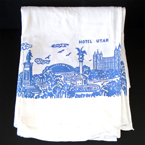 Hotel Utah Mid Century Banquet Tablecloth 10 Feet