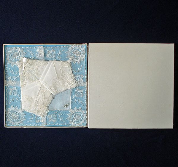 Boxed Set 3 Irish Linen and Lace Hankies Handkerchiefs #2