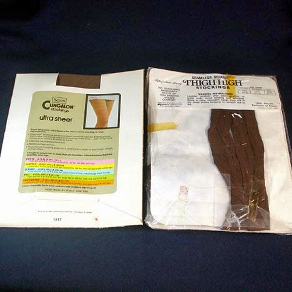 2 Mint Packages 1960s Nylon Stockings Size 10 - 11 Dark Brown #2