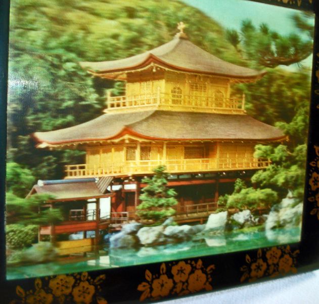 Lacquered Asian Pagoda Scene Lenticular Photo Scrapbook Album #2