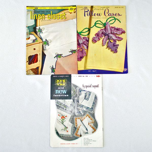 Linen Closet, Pillowcases, Bedspreads Lot 3 Crochet Pattern Booklets 1950s #2
