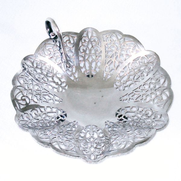 Lovelace 1936 International Silver Reticulated Candy Trinket Dish