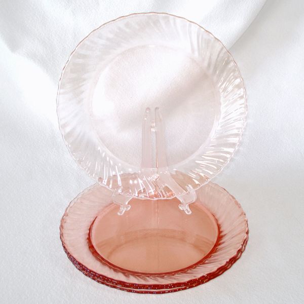 Arcoroc France Rosaline Pink Swirl 4 Glass 9 Inch Plates